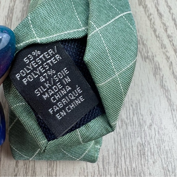 526 - Michael Kors Parkwood Grid Tie Green 300 2MKC24-1045 Silk Blend $69.50 - Picture 3 of 4